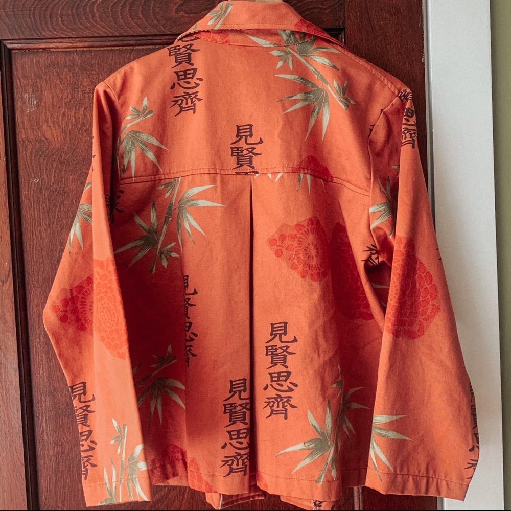 Eastern Asian button down - Picture 2 of 3